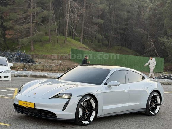 Umut autodan hatasız porsche taycan