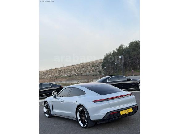 Umut autodan hatasız porsche taycan