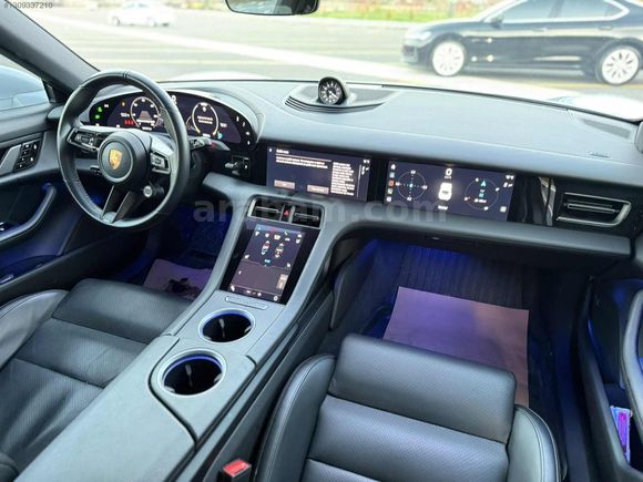 Umut autodan hatasız porsche taycan