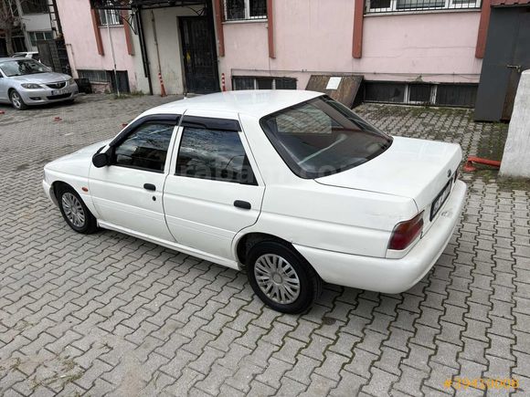 FORD ESCORT 1.6 16 V