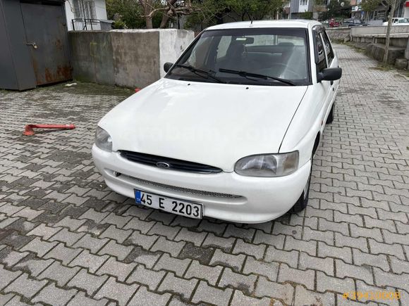 FORD ESCORT 1.6 16 V