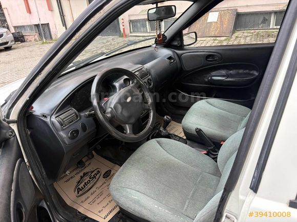 FORD ESCORT 1.6 16 V