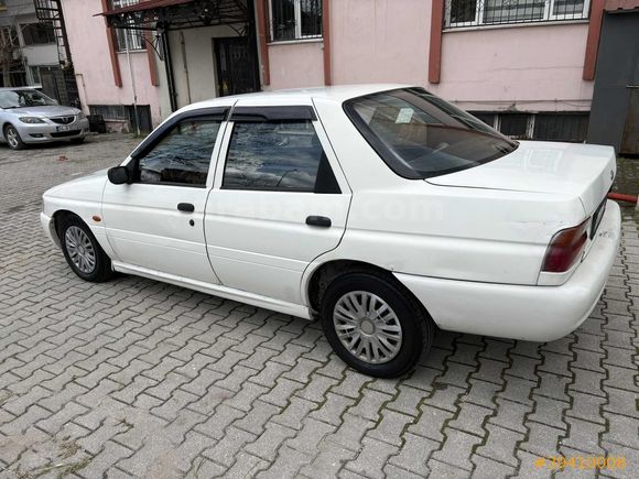 FORD ESCORT 1.6 16 V