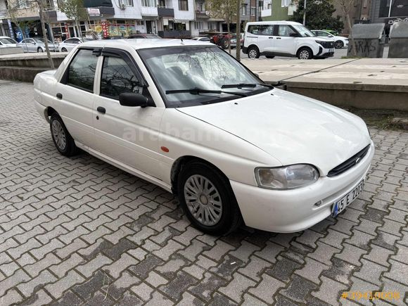 FORD ESCORT 1.6 16 V