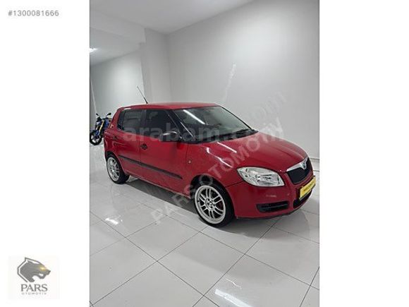OTOMATİK VİTES 2010 MODEL SKODA FABİA (KREDİ KARTI GEÇERLİDİR.)