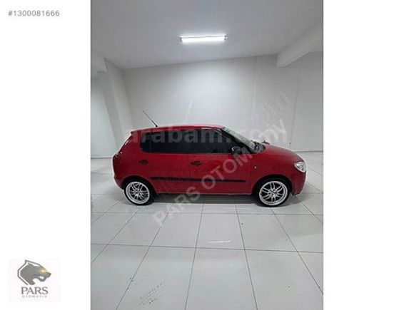 OTOMATİK VİTES 2010 MODEL SKODA FABİA (KREDİ KARTI GEÇERLİDİR.)