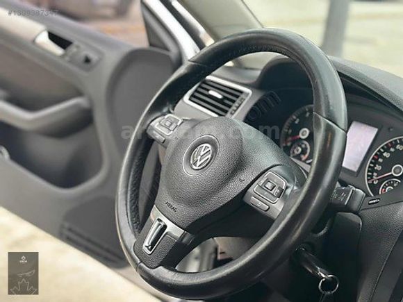 ÇINAR'DAN 2012 VW JETTA OTOMATİK DÜŞÜK KM