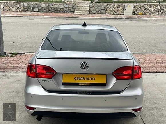 ÇINAR'DAN 2012 VW JETTA OTOMATİK DÜŞÜK KM
