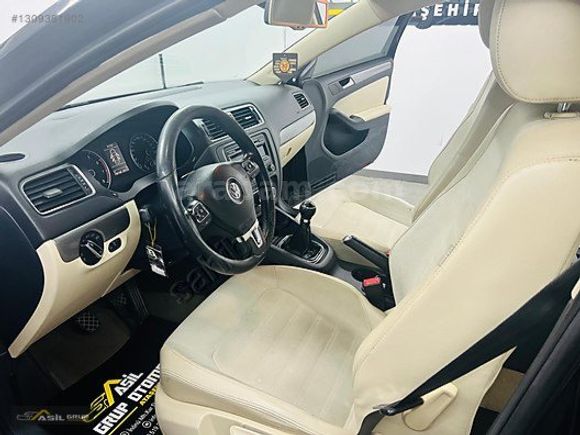 ASİL'DEN 2011 YENİ KASA VW JETTA 1.4 TSİ MANUEL 196.100 KM