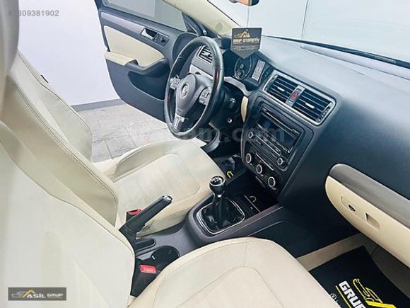 ASİL'DEN 2011 YENİ KASA VW JETTA 1.4 TSİ MANUEL 196.100 KM