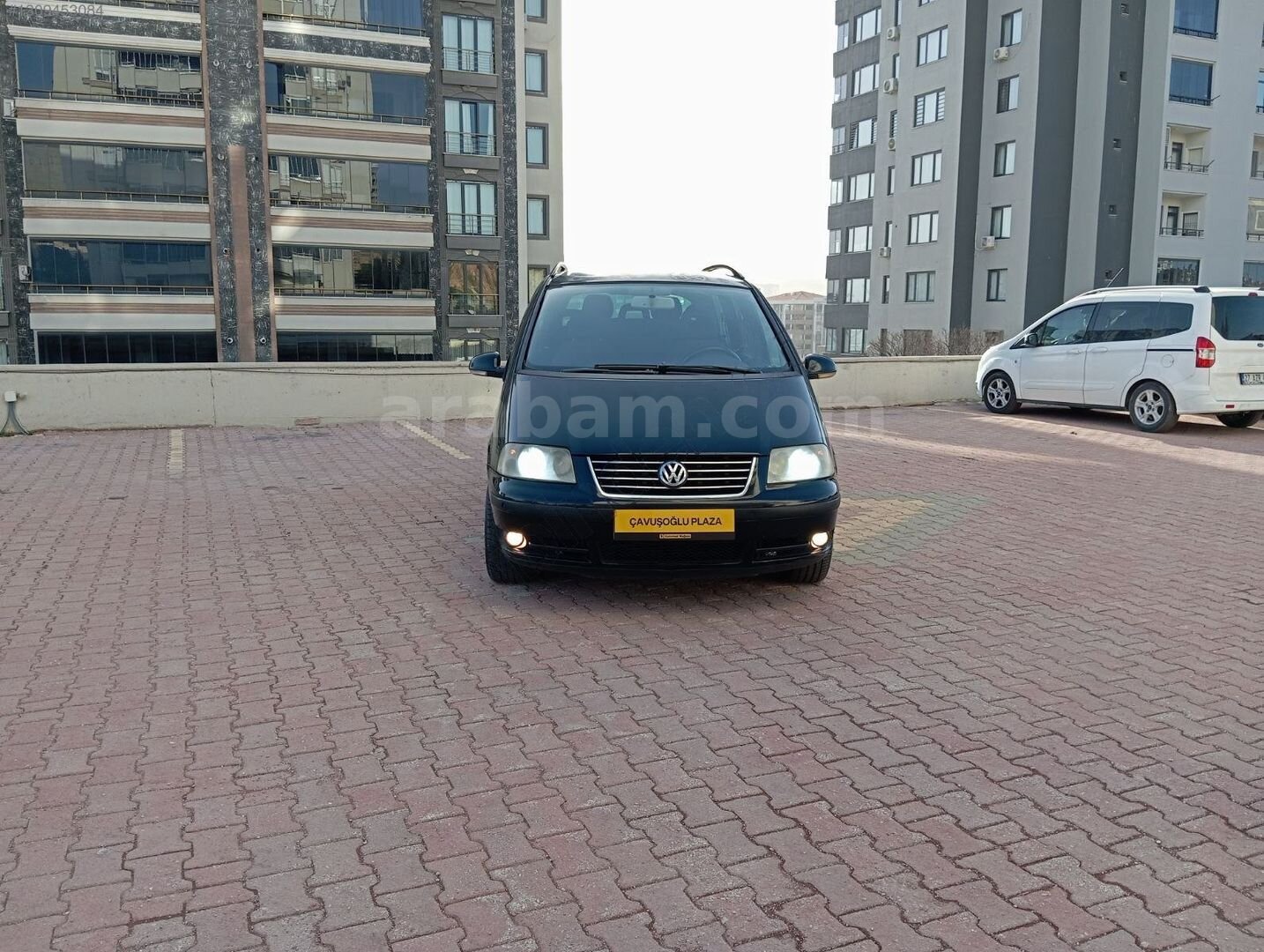 Galeriden Volkswagen Sharan 1.9 TDI Comfortline 2005 Model Gaziantep 190.000 km Siyah 2