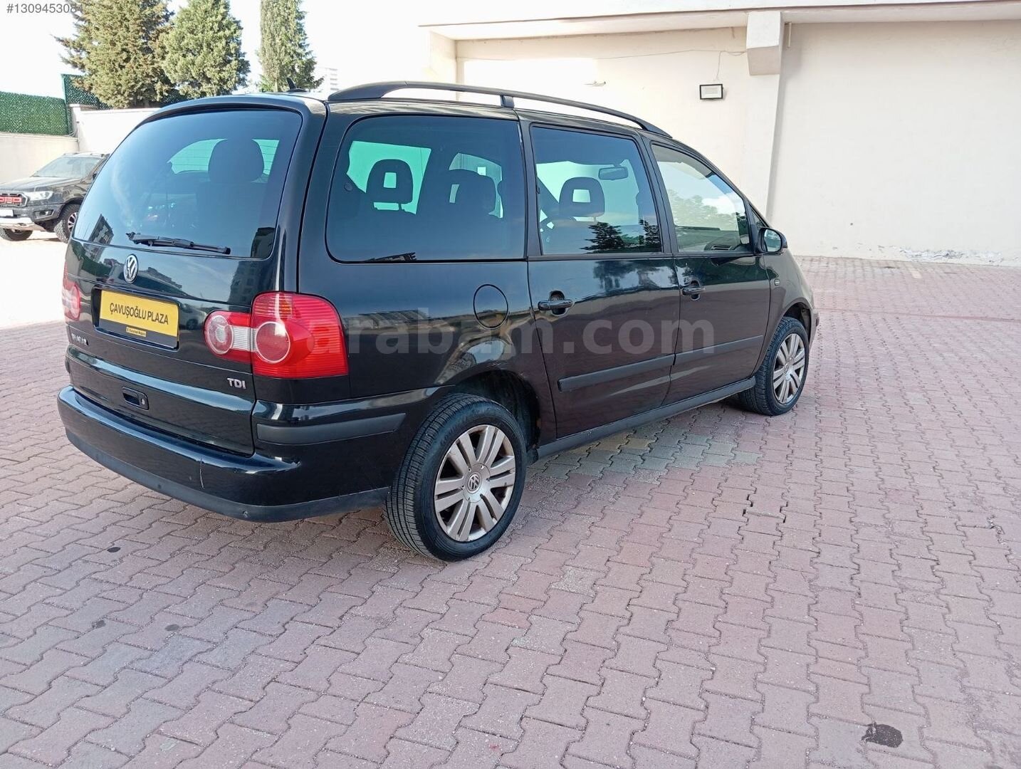 Galeriden Volkswagen Sharan 1.9 TDI Comfortline 2005 Model Gaziantep 190.000 km Siyah 4