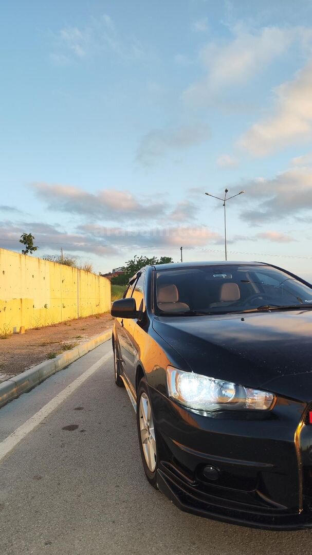 Sahibinden Mitsubishi Lancer 1.5 Invite 2011 Model Kocaeli 240.000 km Siyah 3