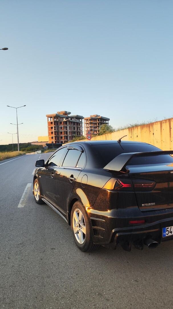 Sahibinden Mitsubishi Lancer 1.5 Invite 2011 Model Kocaeli 240.000 km Siyah 7