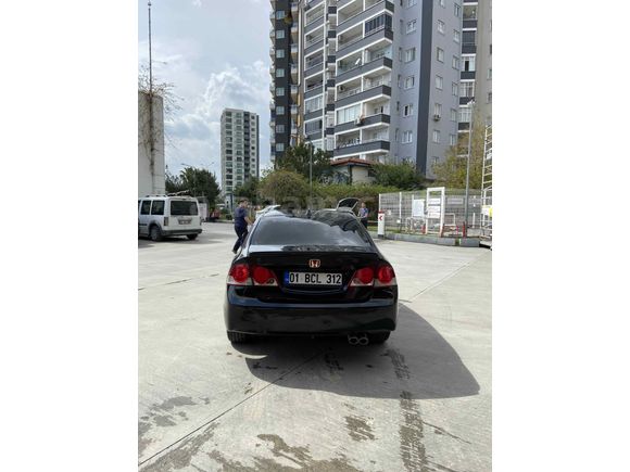 Sahibinden Honda Civic 1.6i VTEC Dream 2009 Model 