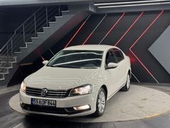Sahibinden Volkswagen Passat 1.6 TDi BlueMotion Comfortline 2012 Model bakımları yeni yapıldı temiz aile aracı
