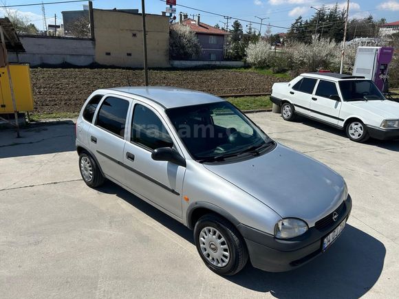 Sahibinden Opel Corsa 1.2 Swing 2000 Model