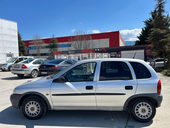 Sahibinden Opel Corsa 1.2 Swing 2000 Model