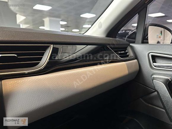 ALDATMAZ PLAZADAN BOYASIZ 2020 RENAULT CAPTUR TCE İCON 1.3 tce