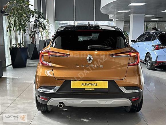 ALDATMAZ PLAZADAN BOYASIZ 2020 RENAULT CAPTUR TCE İCON 1.3 tce