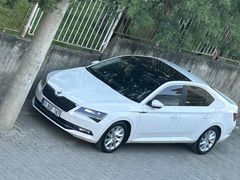 Sahibinden Skoda SuperB 1.6 TDI Style 2016 Model  176.000  binde 