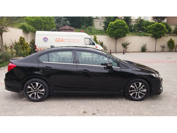 Sahibinden Honda Civic 1.6i VTEC Black Edition 2015 Model 
