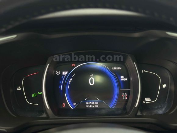 BEŞKAZALIOĞLU // 2018 KADJAR 1.5DCI ICON+EDC CAM TAVAN+MASON