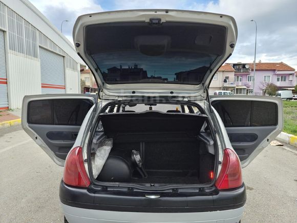 Sahibinden Renault Clio 1.6 RTE 2000 Model