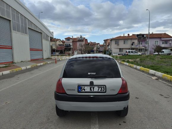 Sahibinden Renault Clio 1.6 RTE 2000 Model