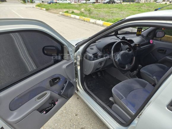 Sahibinden Renault Clio 1.6 RTE 2000 Model