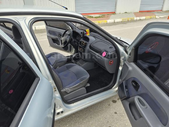 Sahibinden Renault Clio 1.6 RTE 2000 Model