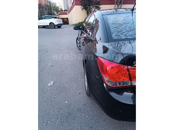Sahibinden Chevrolet Cruze 1.6 LS 2011 Model  168.000 km Siyah