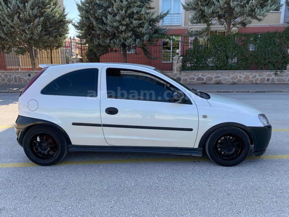 Sahibinden Opel Corsa 1.7 DTi Comfort 2003 Model 