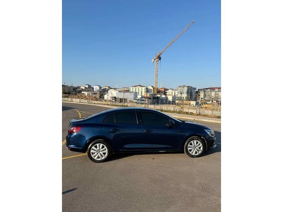 Sahibinden Renault Megane 1.3 TCe Joy 2022 Model 