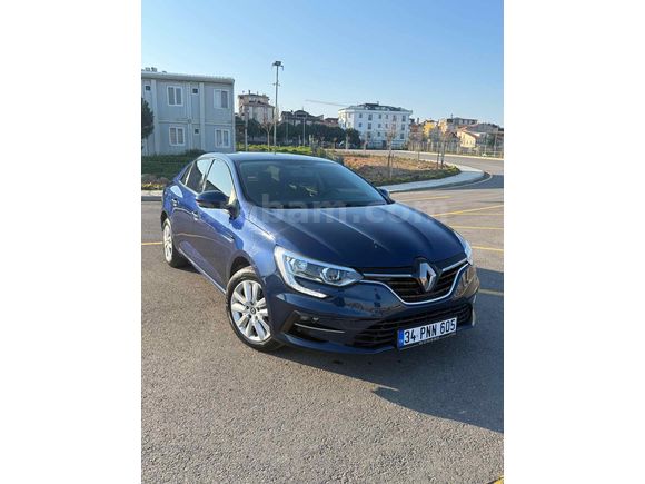 Sahibinden Renault Megane 1.3 TCe Joy 2022 Model 