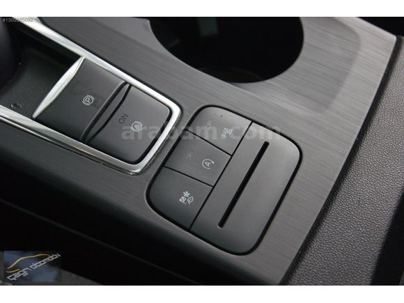 "1.500.000TL KREDİ-FORD KUGA TİTANİUM 1.5 ECOBLUE-BOYASIZ"