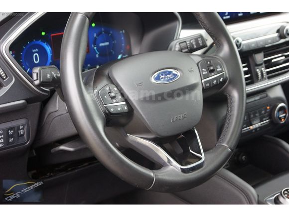 "1.500.000TL KREDİ-FORD KUGA TİTANİUM 1.5 ECOBLUE-BOYASIZ"