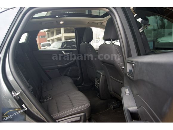 "1.500.000TL KREDİ-FORD KUGA TİTANİUM 1.5 ECOBLUE-BOYASIZ"