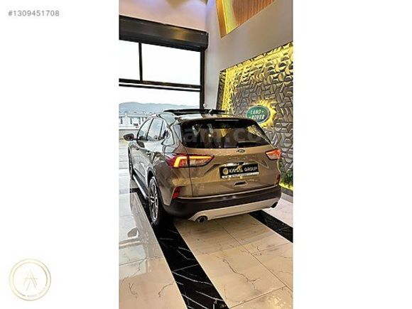 BOYASIZ 2020 KUGA 1.5 DİZEL TİTANİUM CAM TAVAN OTOMATİK HATASIZ
