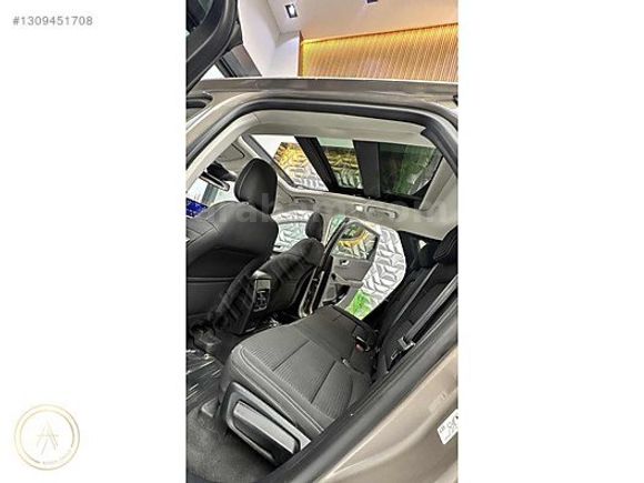 BOYASIZ 2020 KUGA 1.5 DİZEL TİTANİUM CAM TAVAN OTOMATİK HATASIZ