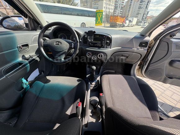 Sahibinden Hyundai Accent Era 1.6 Team 2010 Model 