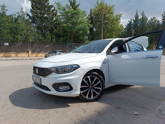 Düşük kilometre full servis bakımlı Sahibinden Fiat Egea mirror