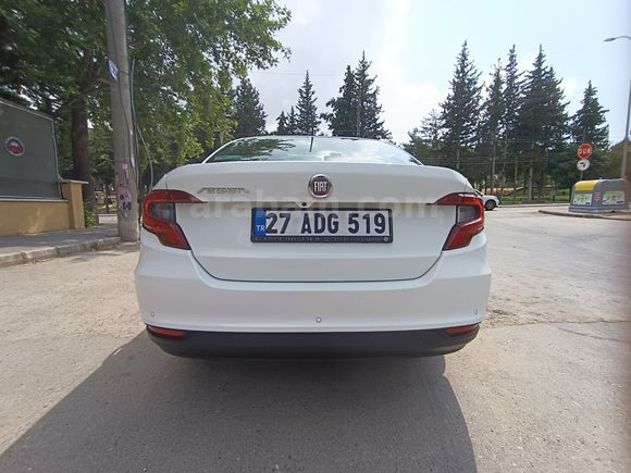 Düşük kilometre full servis bakımlı Sahibinden Fiat Egea mirror