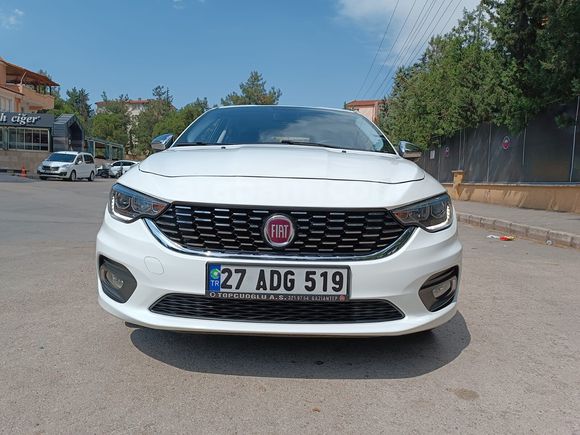 Düşük kilometre full servis bakımlı Sahibinden Fiat Egea mirror