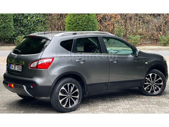 Sahibinden Nissan Qashqai 1.6 Black Edition 2012 Model
