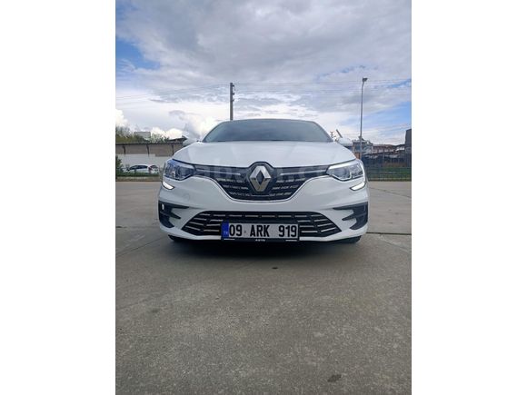 YETKİLİ SERVİS BAKIMLI MEGANE 4