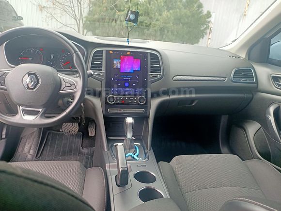 YETKİLİ SERVİS BAKIMLI MEGANE 4