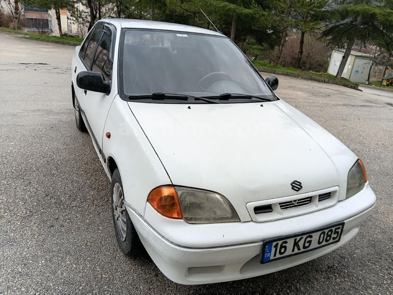 Sahibinden Suzuki Swift 1.3 GLS 1998 Model Amasya 300.000 km Beyaz