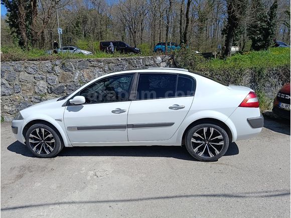 Sahibinden Renault Megane 1.6 Dynamique 2004 Model