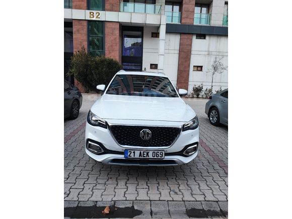 Sahibinden MG HS 1.5 T-GDI Luxury 2023